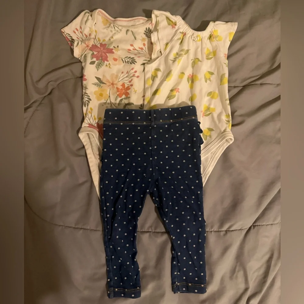 Great Condition! 3 Girls Outfits, 6-9 Months